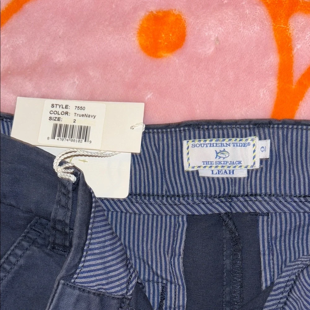 Southern Tide Leah Shorts NWT - Picture 3 of 4